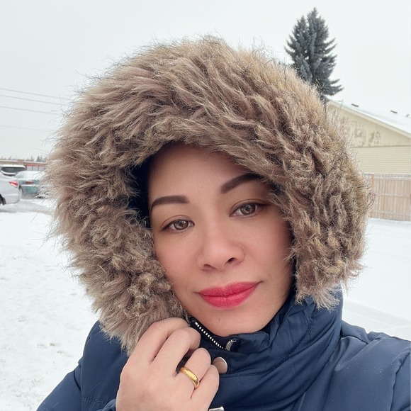 Meet your Posher, Hien - Picture 1 of 1